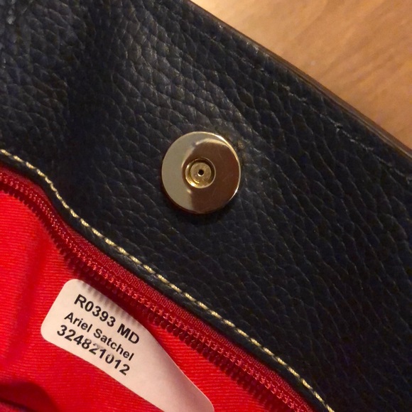NWOT Dooney & Bourke Ariel Satchel - Leather - Picture 3 of 3